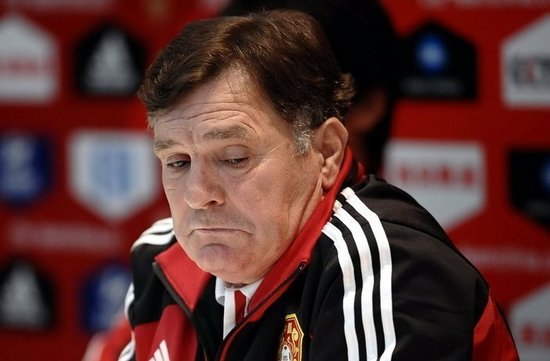  罗马错失关键点球主帅赛后揽责道歉
