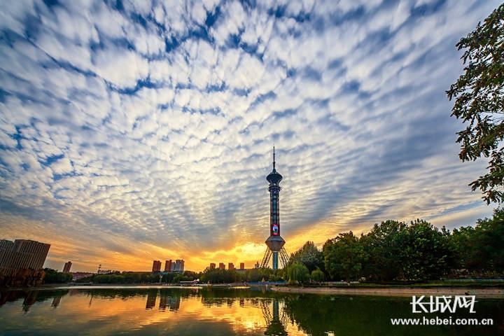  伊维恩快节奏攻防转换打乱对手部署