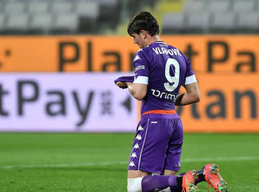 ,尤文图斯三球完胜维罗纳,弗拉霍维奇双响宣告锋线复苏  